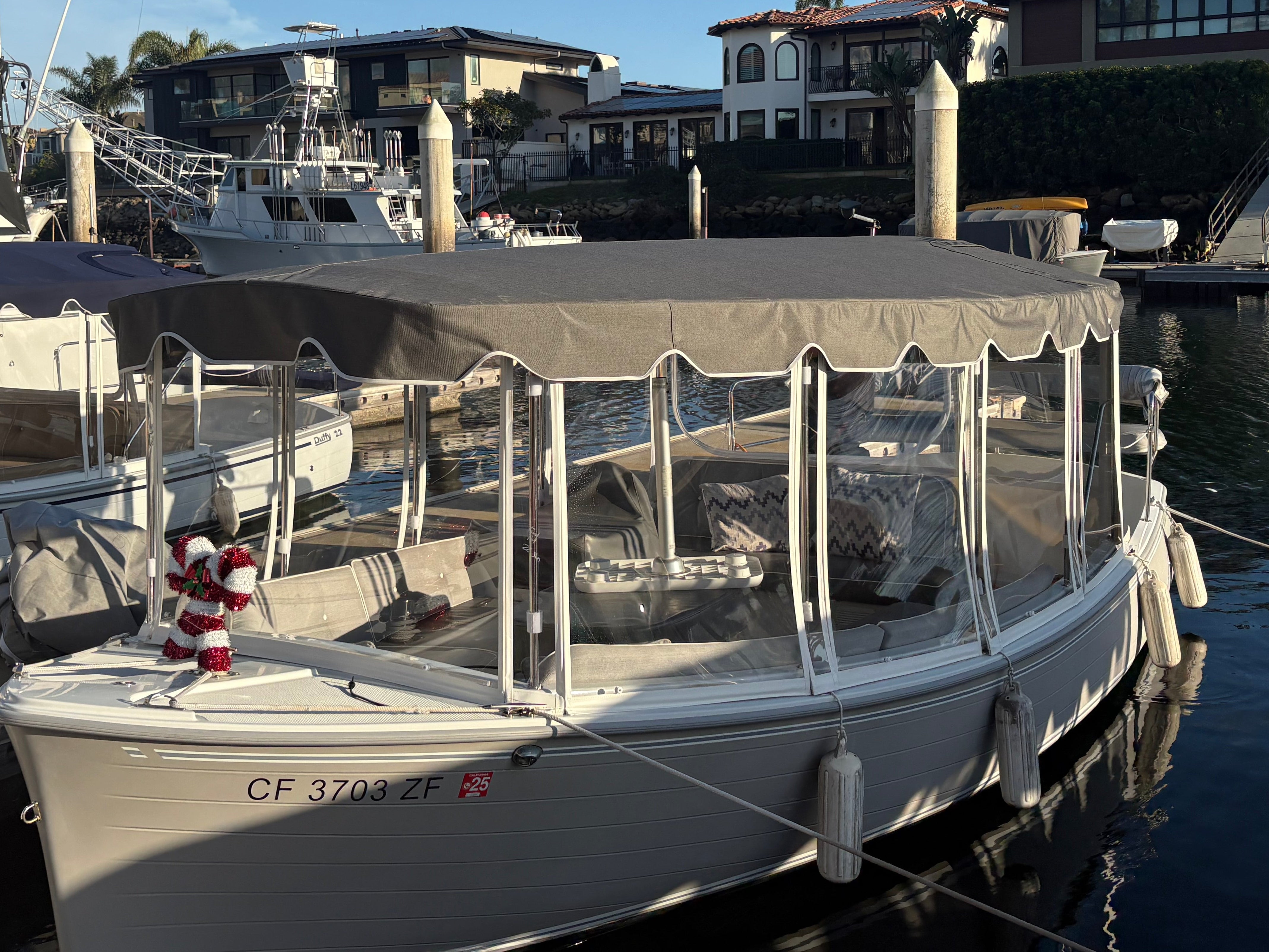 Window Enclosure for 22' Duffy Sun Cruiser – CANVAS 805