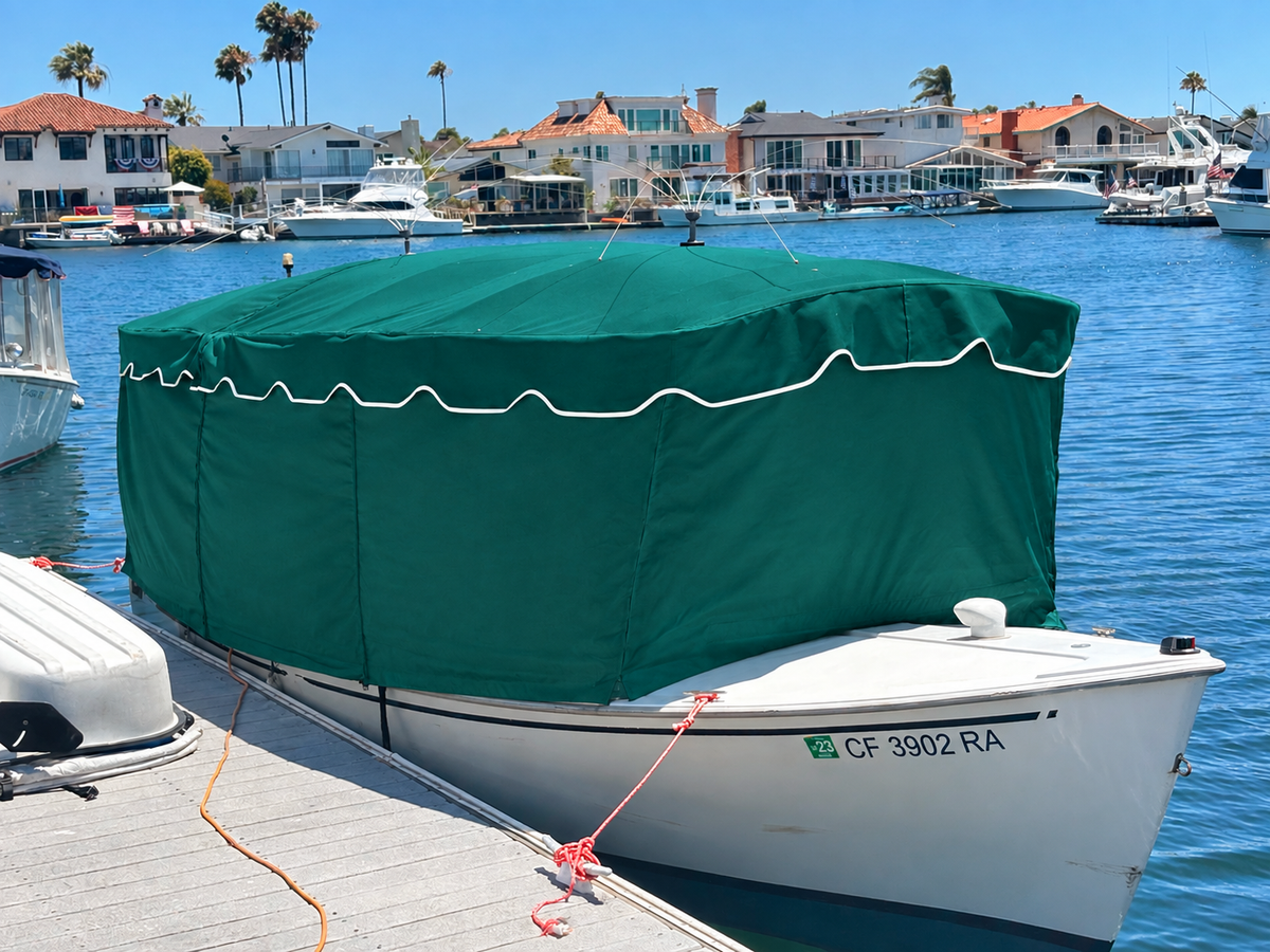 Roll up cover with scallops
