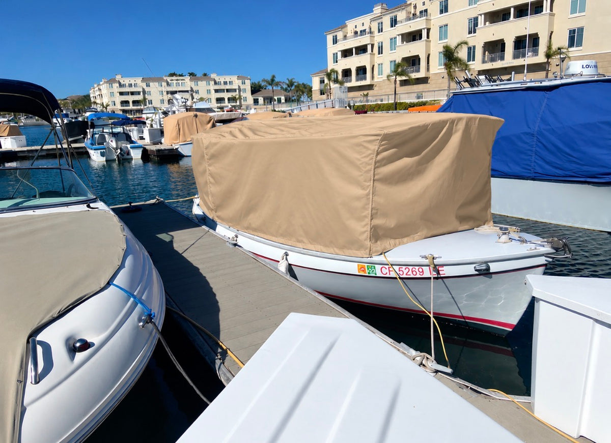 18' Canvas cover down to windows for Duffy boat