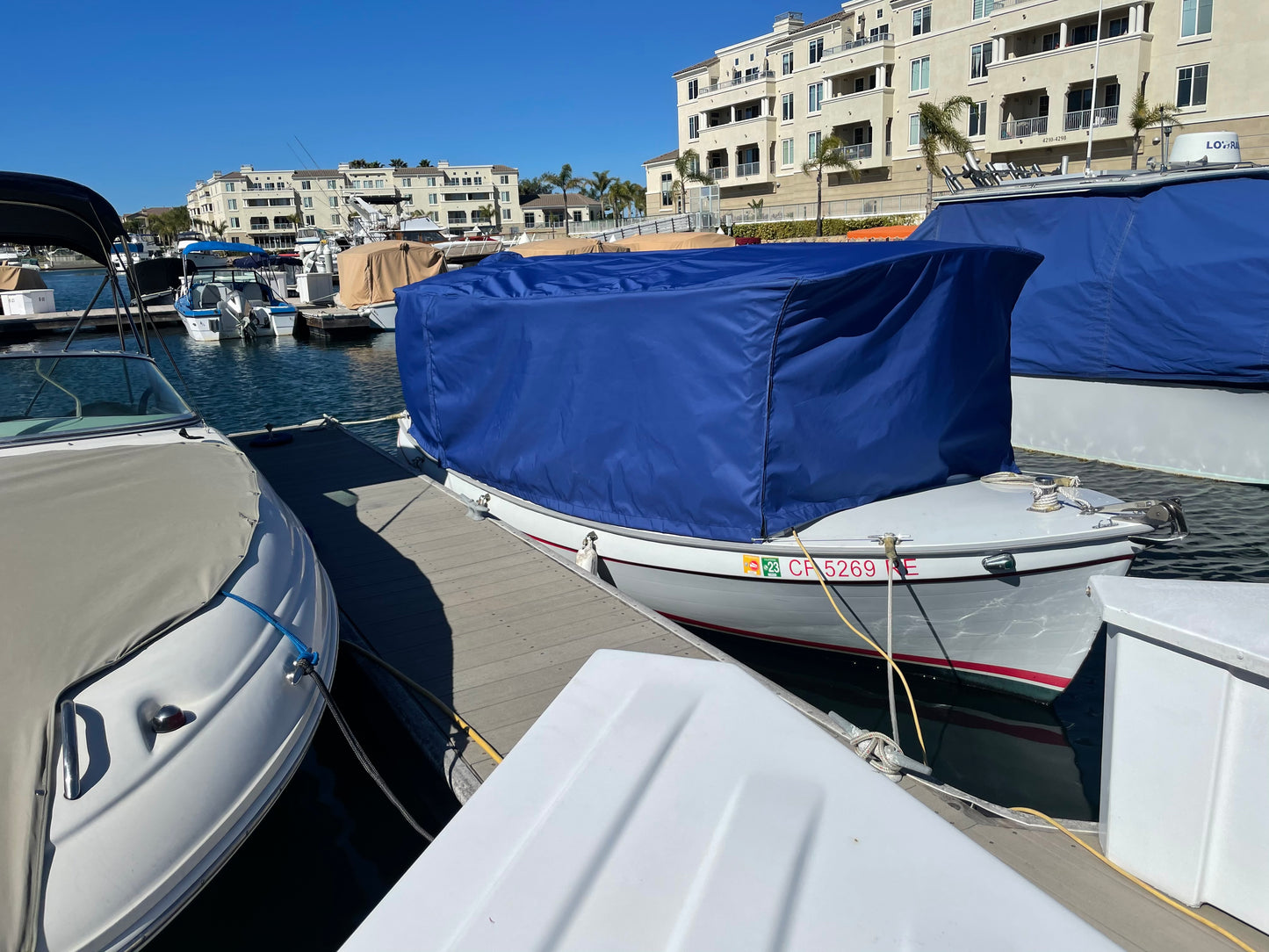 18' Canvas cover down to windows for Duffy boat